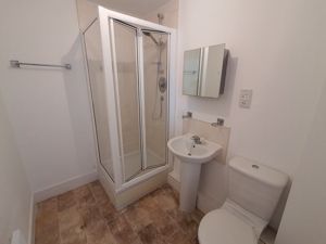 Ensuite- click for photo gallery